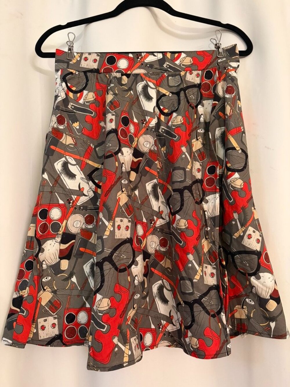 Retrolicious Make Up Beauty A-Line Skirt Pockets Red Gray Size M